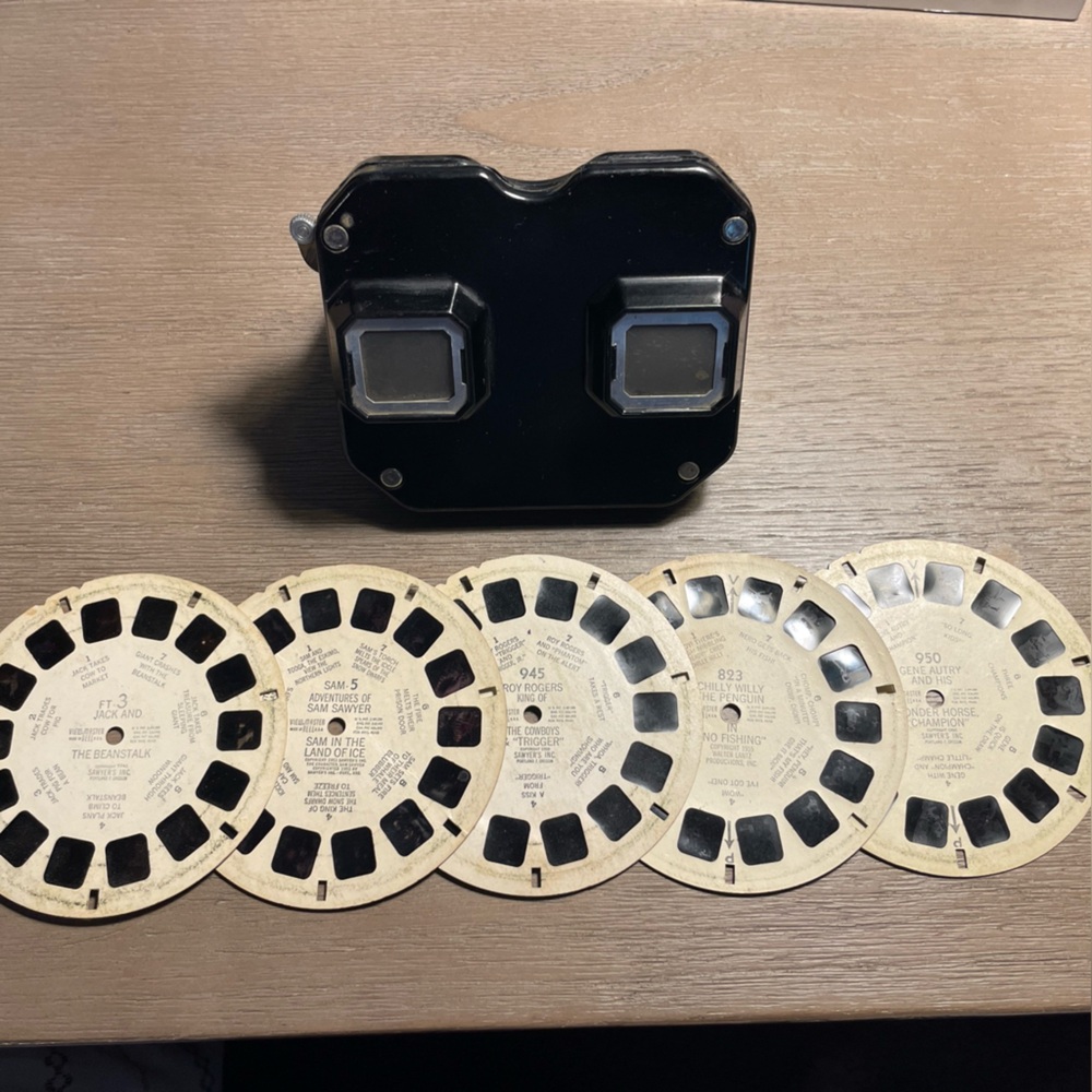 Vintage View-Master with Reels
